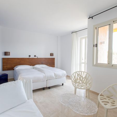 Tirreno Resort Cala Liberotto Extérieur photo