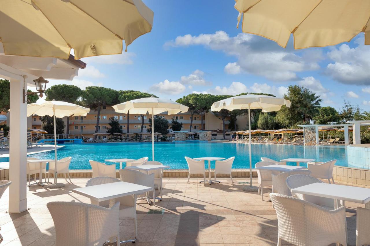Tirreno Resort Cala Liberotto Extérieur photo
