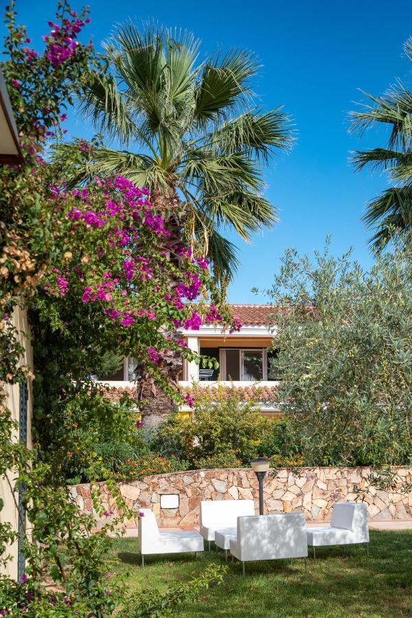 Tirreno Resort Cala Liberotto Extérieur photo