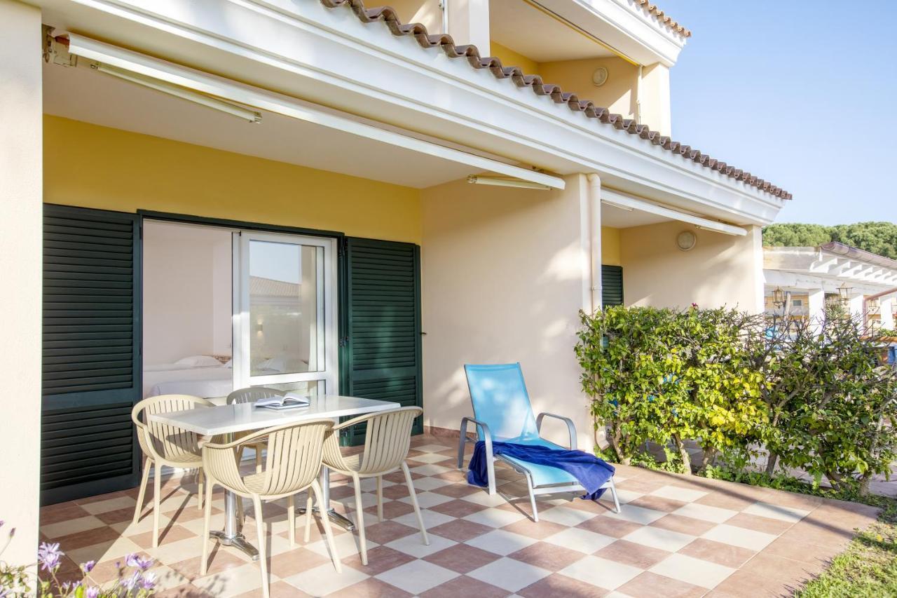 Tirreno Resort Cala Liberotto Extérieur photo