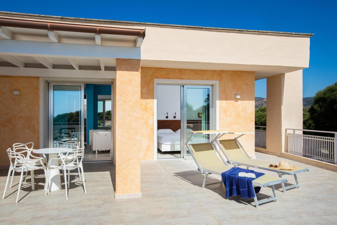 Tirreno Resort Cala Liberotto Extérieur photo