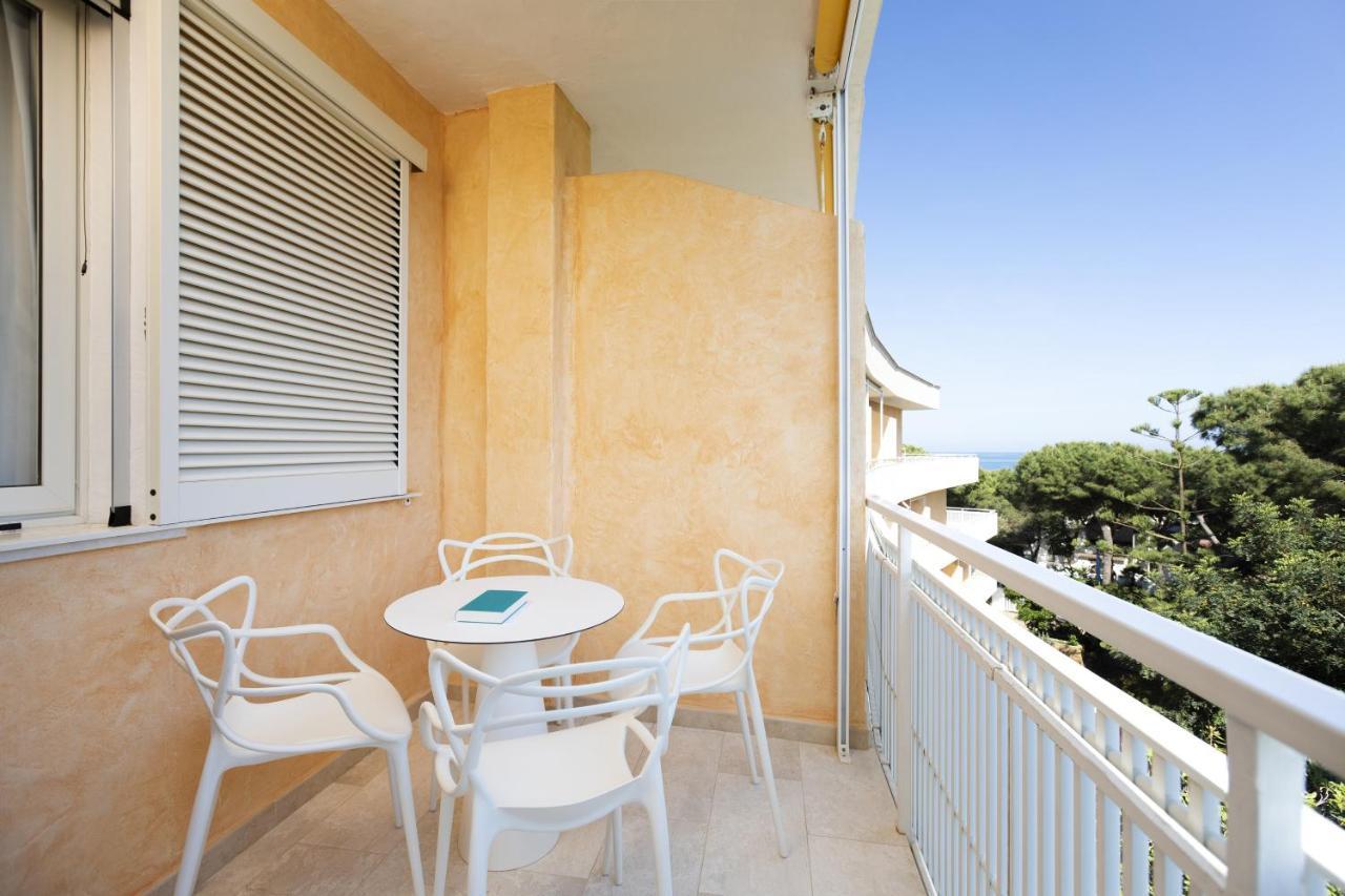 Tirreno Resort Cala Liberotto Extérieur photo